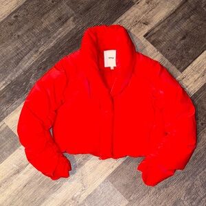 Khvy Women's Vibrant Red Puffer Coat